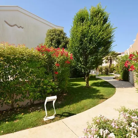 Apartamento Magica Immobiliare - Res. Wave 2 - C17 *